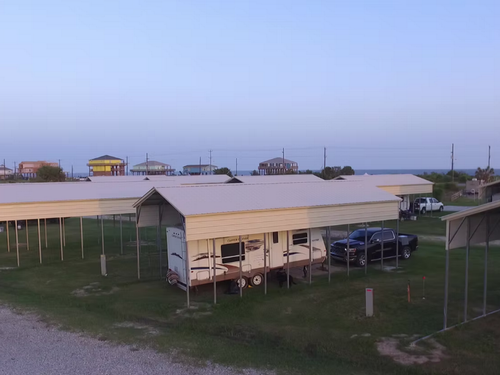 Covered site at Crystal Bay RV Park