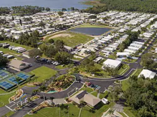 Aerial view of the park Majestic Oaks Sun RV Communities