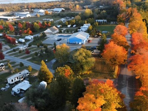 Area view at site Beantown Campground