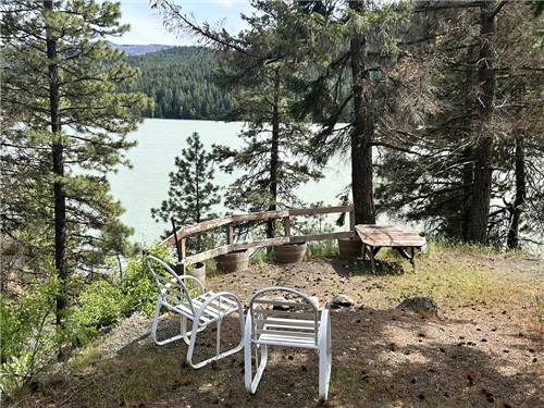 Cabin overlooking the lake