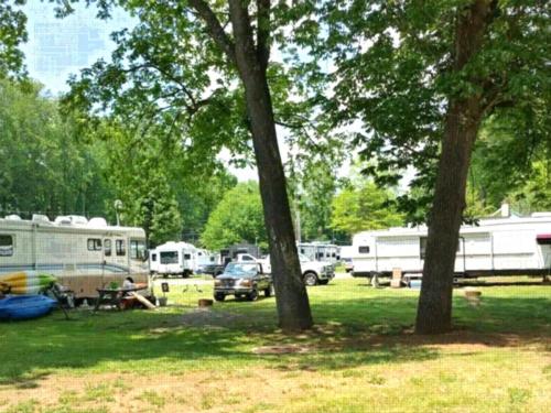 Parked RV's at site Indian Heritage RV Park