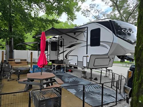 Patios by site Anvil Campground