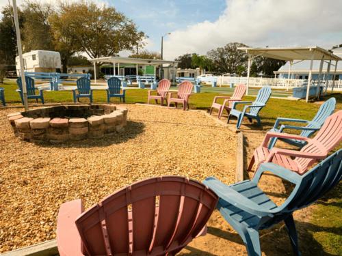Fire pit at Sun Retreats Orlando ChampionsGate
