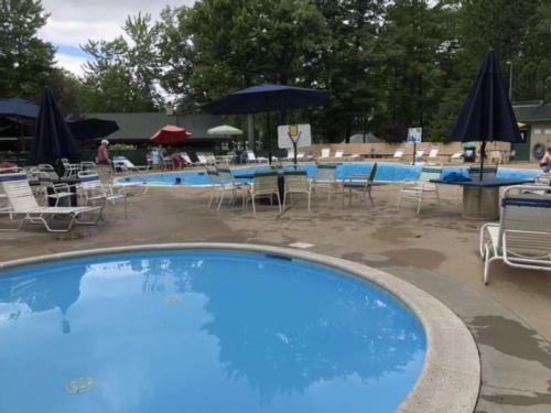 Pool and spa at Timber Ridge RV & Recreation Resort