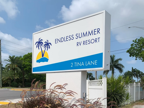 The sign at the park entrance at Endless Summer RV Park