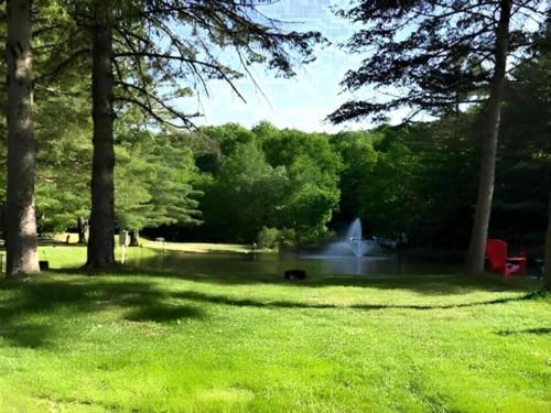 Pine Hollow Campground