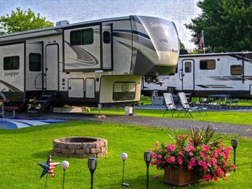 Hidden River Sun RV Communities photo 3