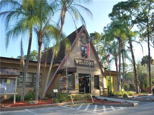 The registration building at LION COUNTRY SAFARI KOA