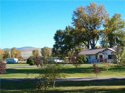 Lodge office at RIVERFRONT RV PARK