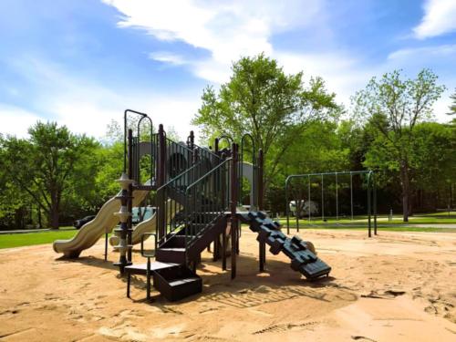 Park area at site Spacious Skies Walnut Grove