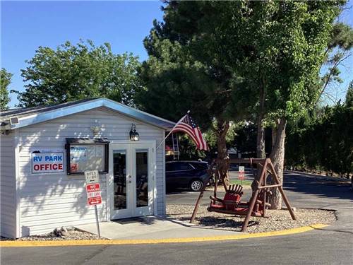 The front of the office building at MOUNTAIN VIEW RV PARK