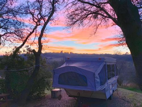 Parked 5th wheel at Placerville RV Resort & Campground