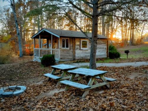 Cabin at Bill Monroe Memorial Music Park & Campground