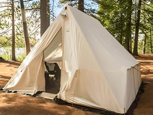 Tent at Camp Lakeview