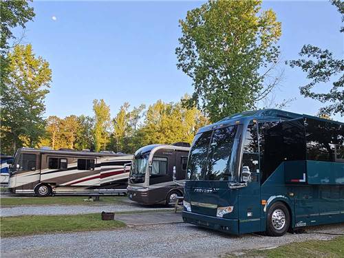 Lake Pines RV Park & Campground