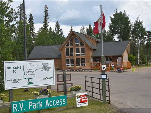 The registration building at CAMP TAMARACK RV PARK